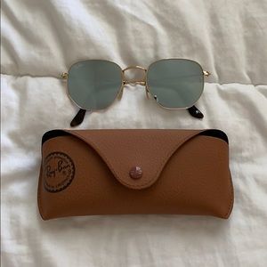 Hexagonal flat lens raybans